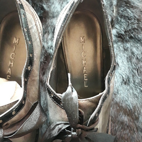 Michael Kors - Picture 5 of 6